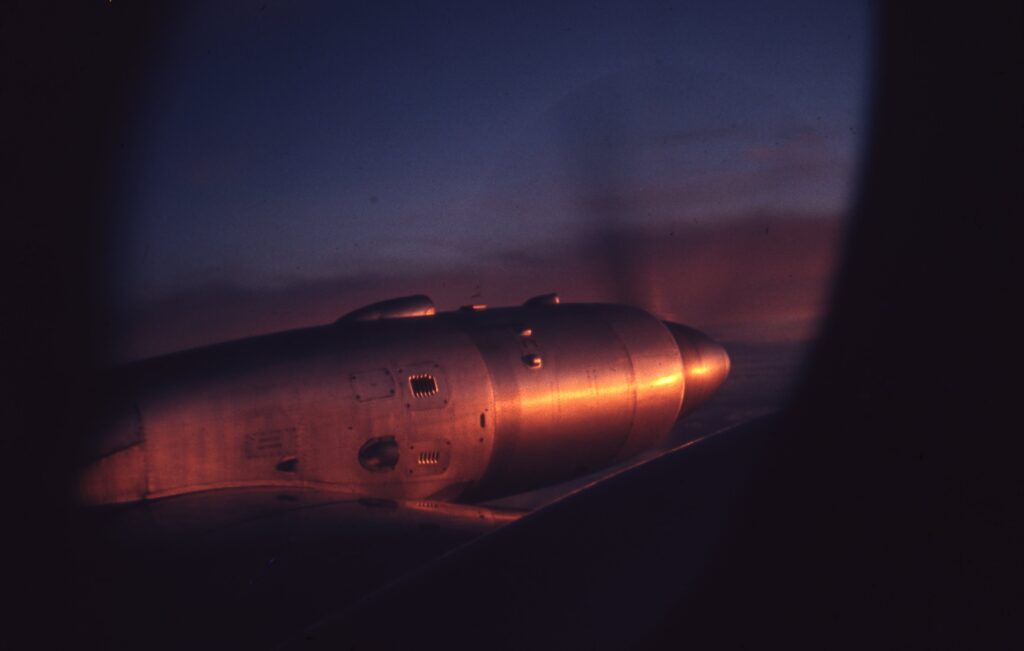 Blick aus einem Flugzeug, Turbine