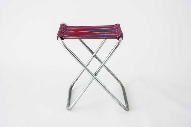 Folding stool