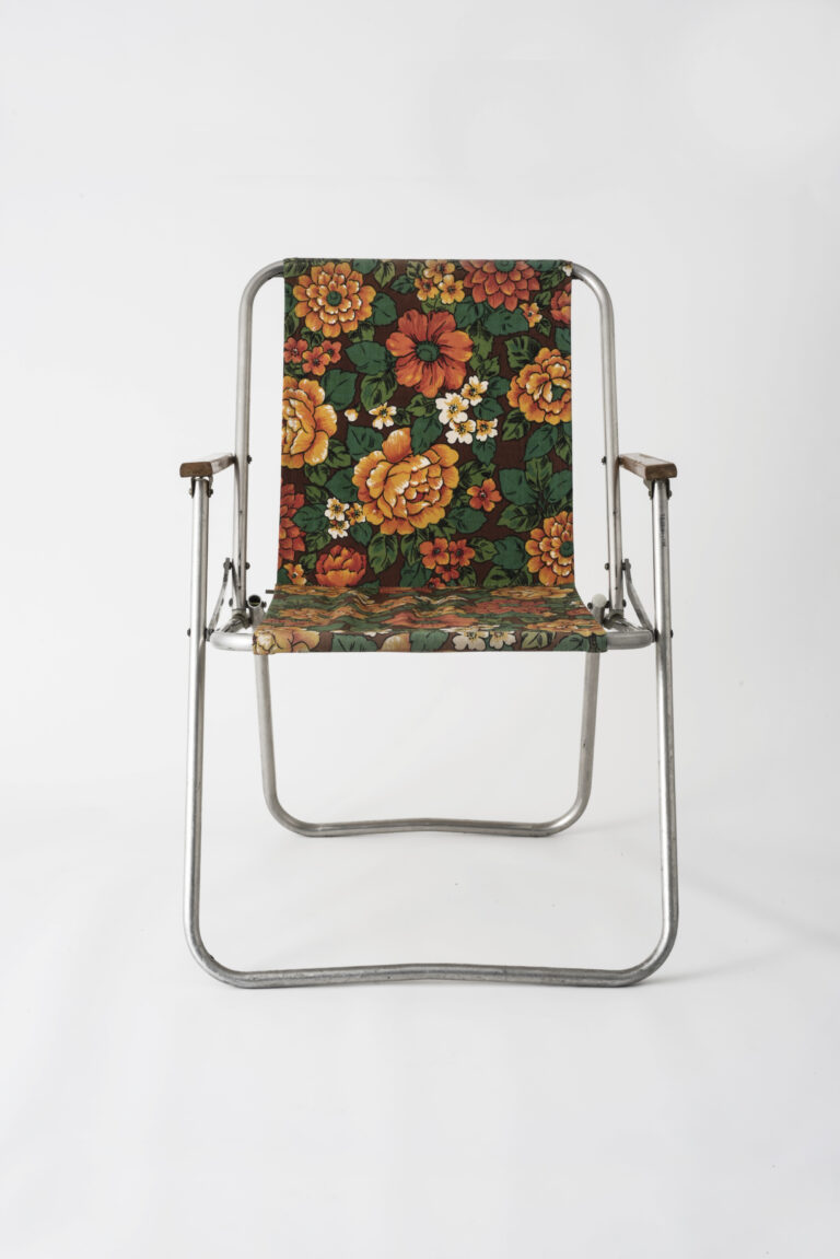 Folding chair