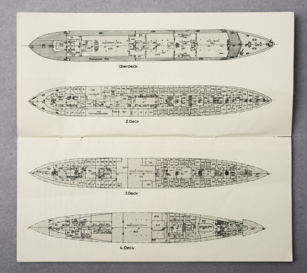 a brochure on the holiday ship Fritz Heckert, inside with ground plans of the ship