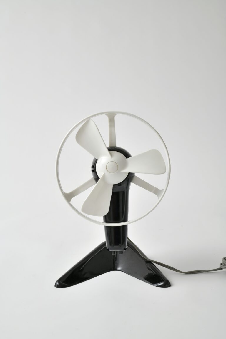 Omega Tischventilator 7020